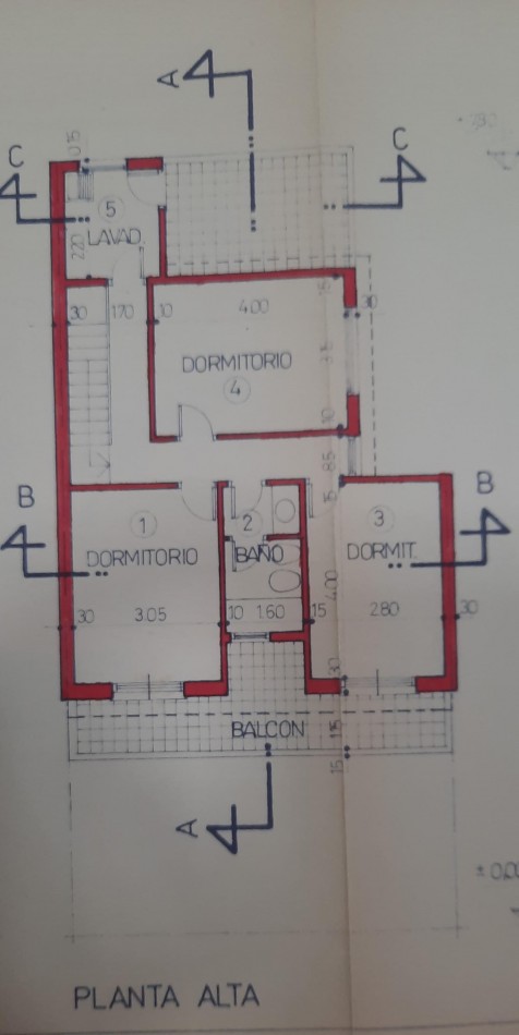 EN VENTA CASA FAMILIAR.