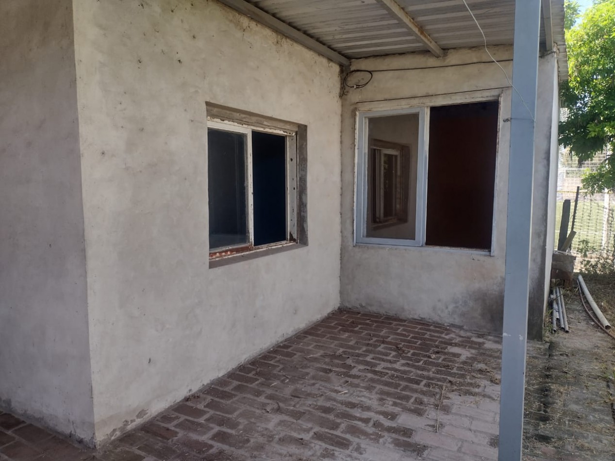 EN VENTA CASA A TERMINAR. 