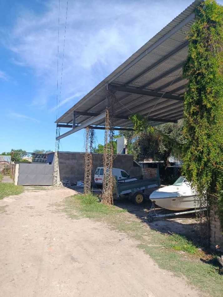 EN VENTA LOTE (interno) + GALPON (a terminar) 