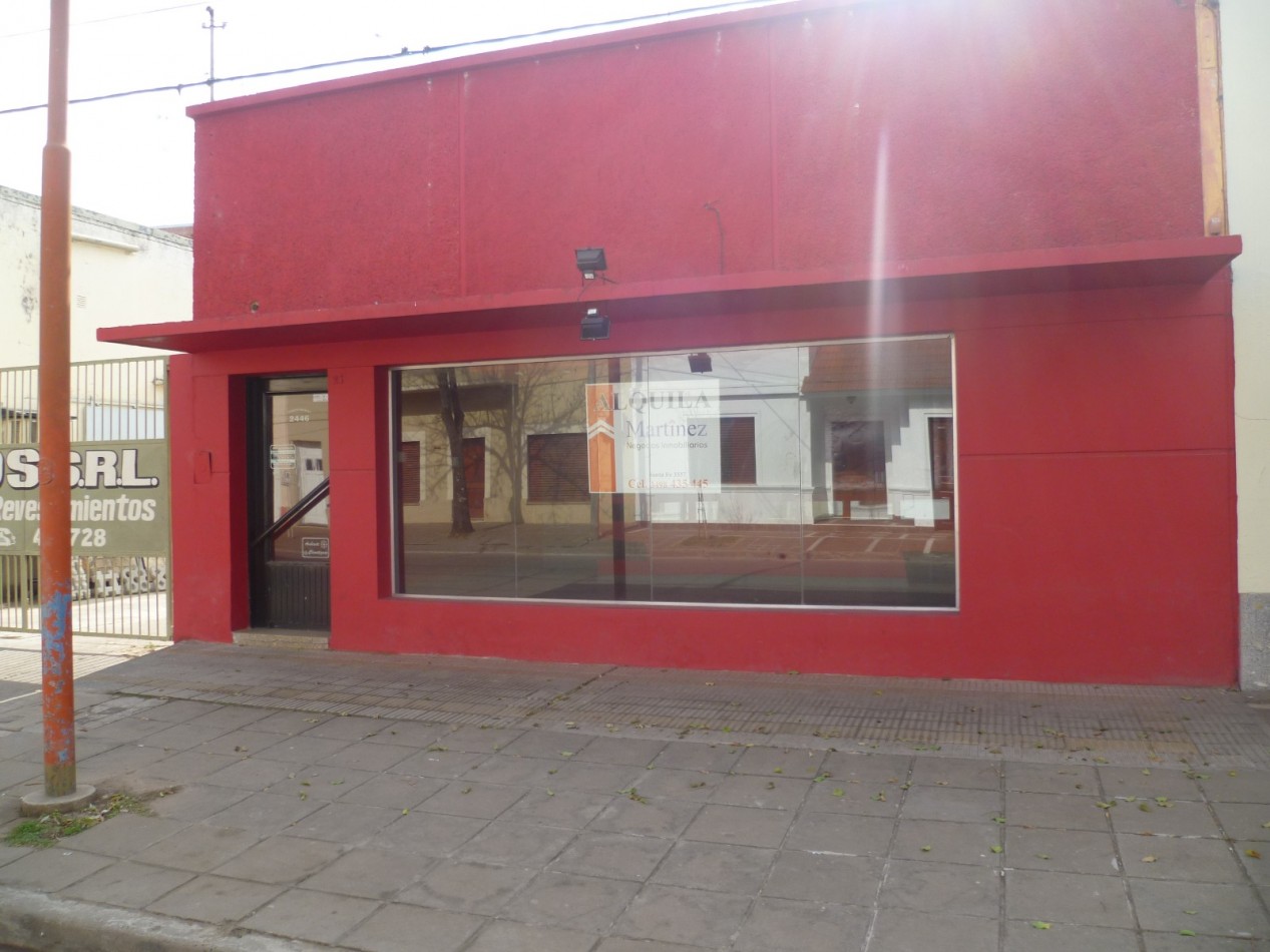 Salon Comercial en pleno centro de la ciudad