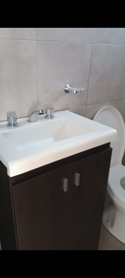 EN VENTA CASA FAMILIAR.