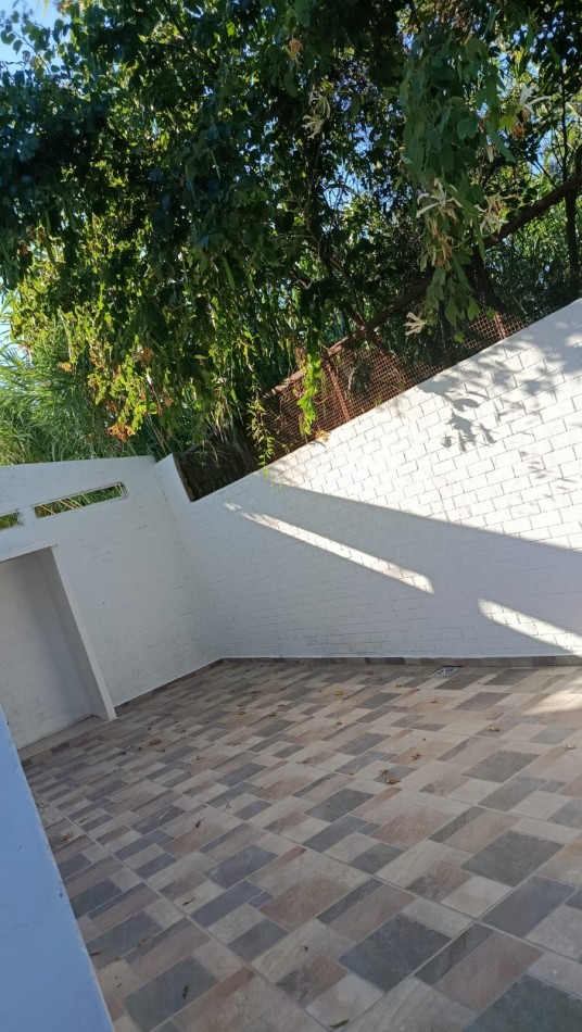 EN VENTA CASA FAMILIAR.