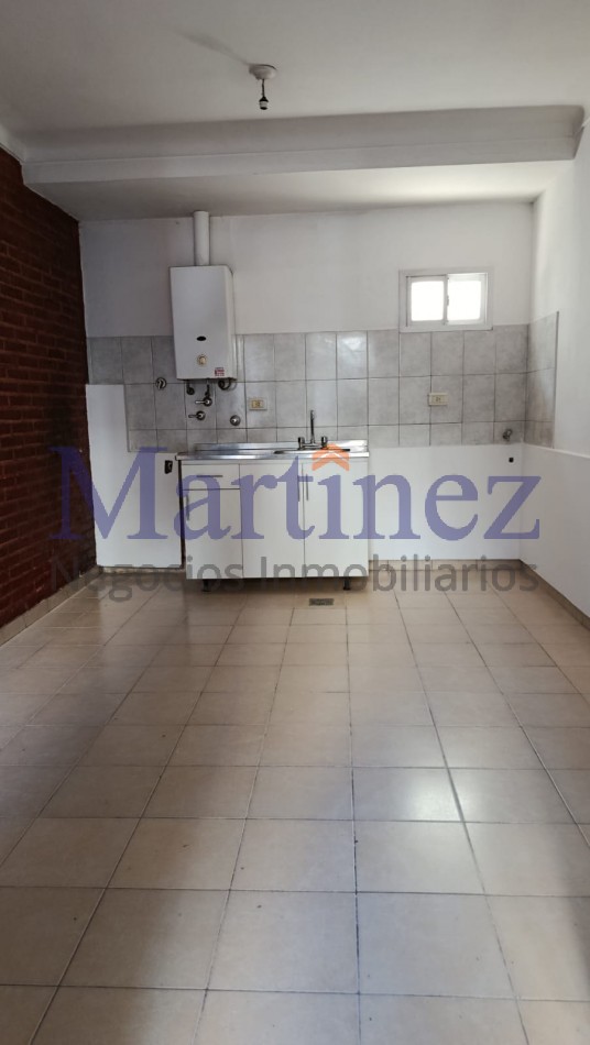 EN VENTA - Departamento de 1 Dormitorio + 2 Cocheras