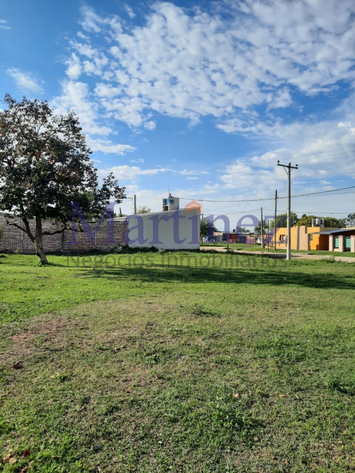 EN VENTA LOTES EN B.PRADERA ESTE