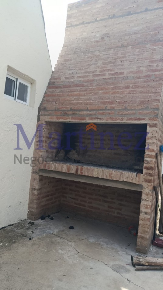 Casa alpina en venta en Saladero Mariano Cabal | Con renta y a metros del rio San Javier