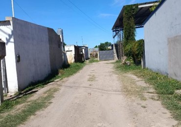 EN VENTA LOTE (interno) + GALPON (a terminar) 