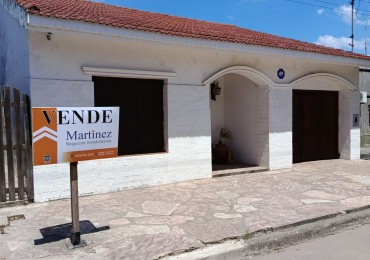 EN VENTA - CASA FAMILIAR