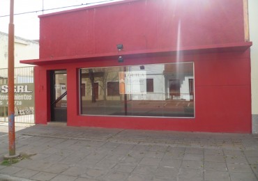 Salon Comercial en pleno centro de la ciudad
