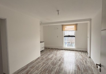 Departamento Planta Alta en pleno centro